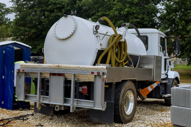 Portable Toilet Options We Offer in Elkins, AR